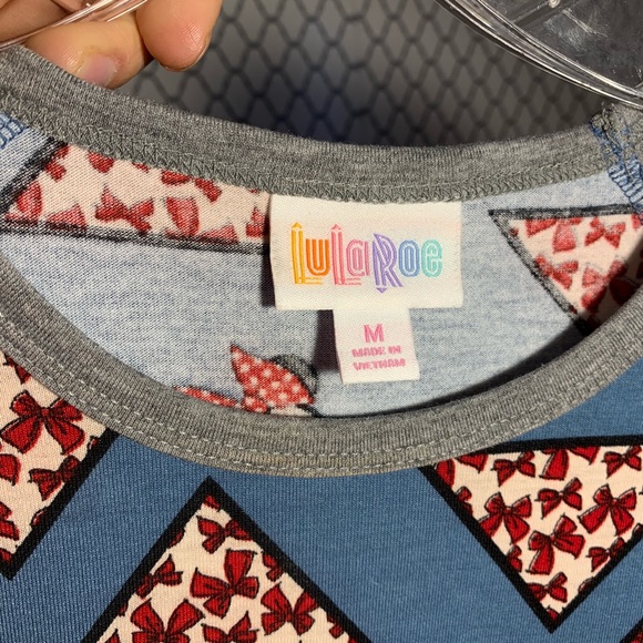 LulaRoe | Minnie Mouse Randy Top - Picture 6 of 6